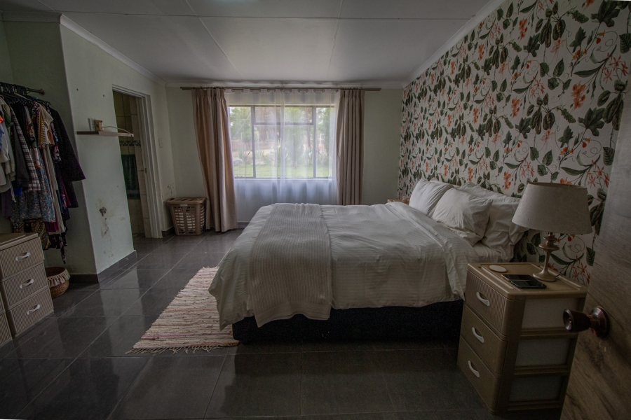 5 Bedroom Property for Sale in Louisvale Northern Cape